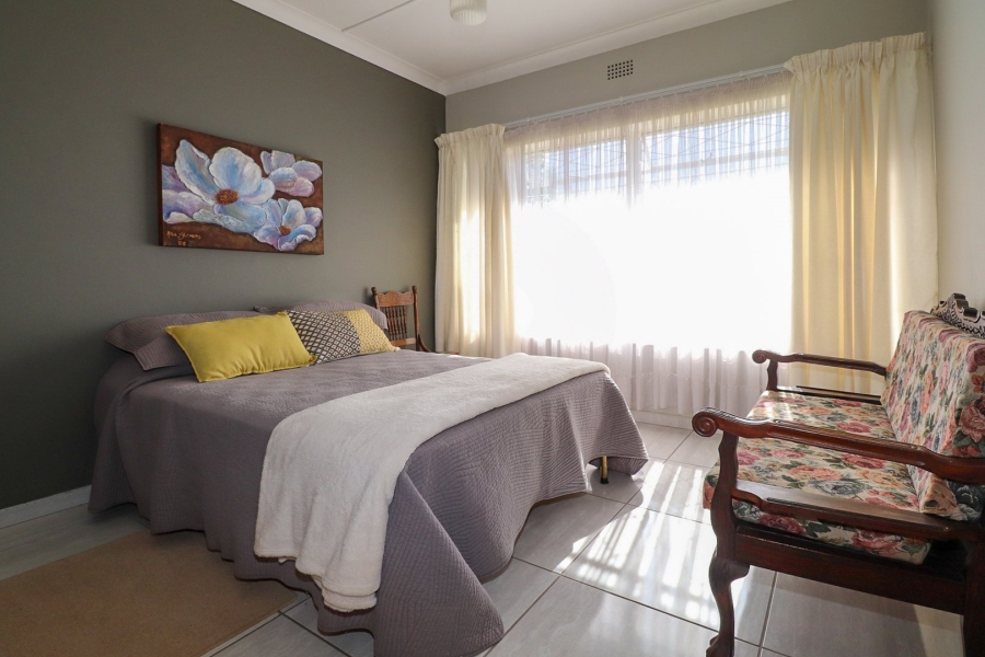 4 Bedroom Property for Sale in Flamwood North West